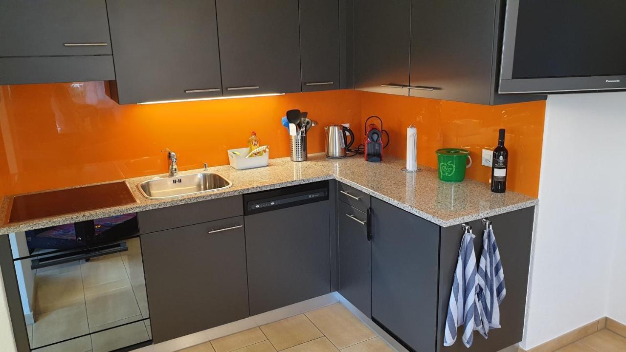 Ferienwohnung Seesicht Brunnen Eksteriør billede
